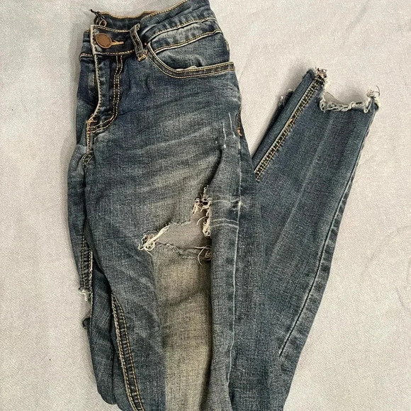 BLUE AGE Jeans - Picture 1 of 5
